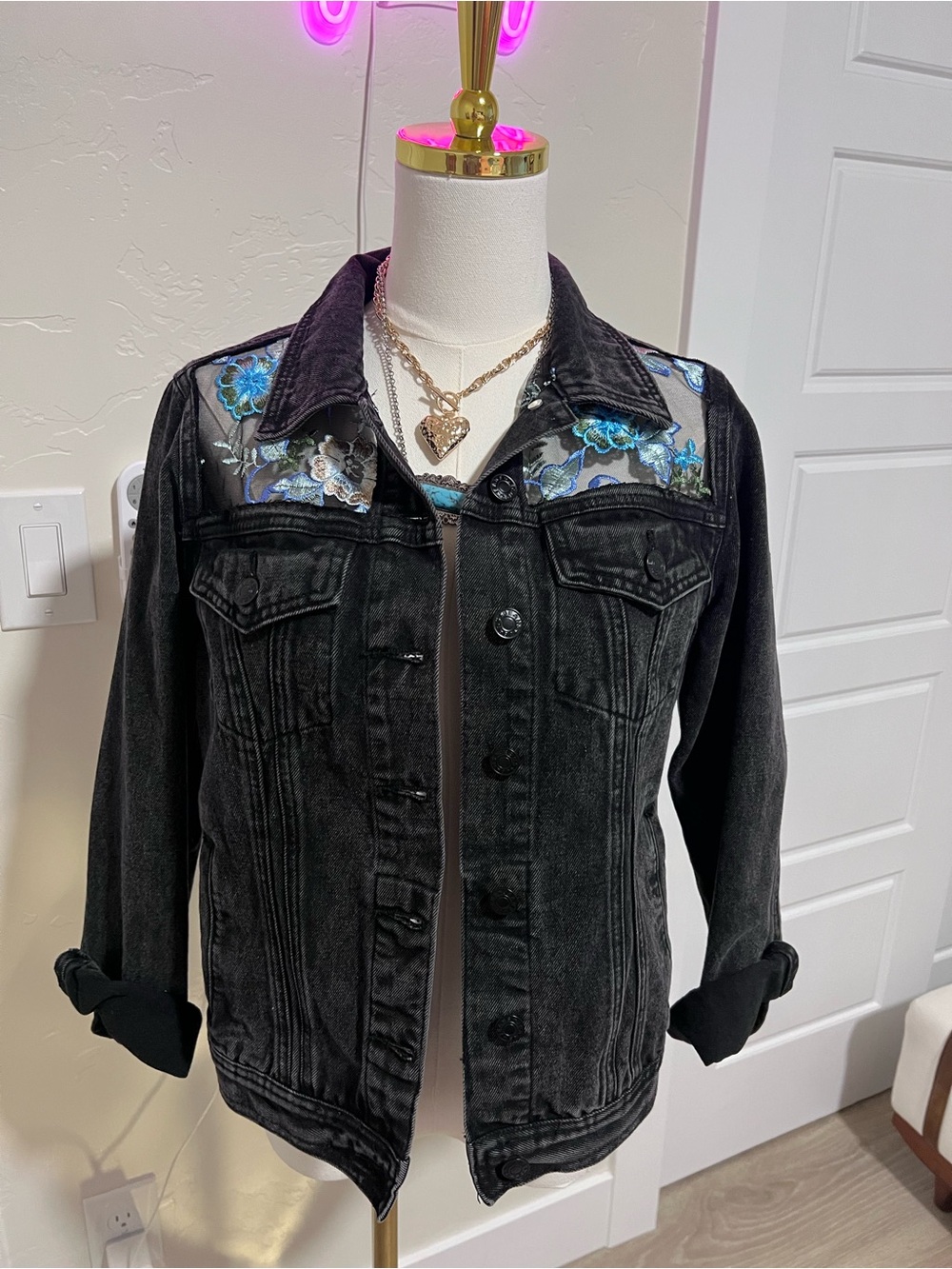 Upcycled Black Denim Jacket with Blue Floral Embroidered Yoke ~S/M 🌷